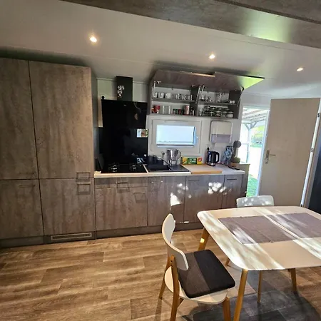 Bujajac Na Fali *